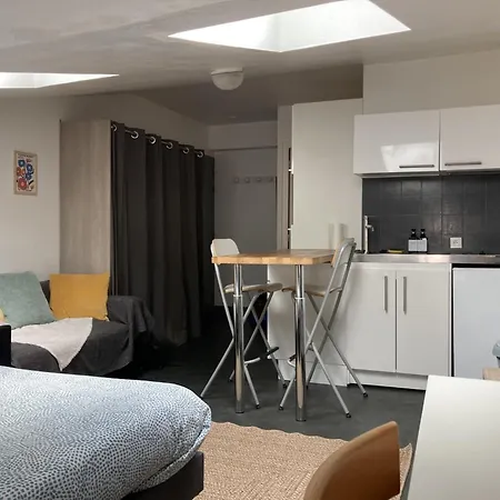 Yescale - Le Petit Nicolas Apartment *